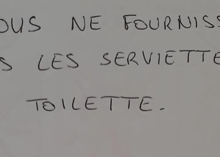 Maison Avec Mare 펜션 *